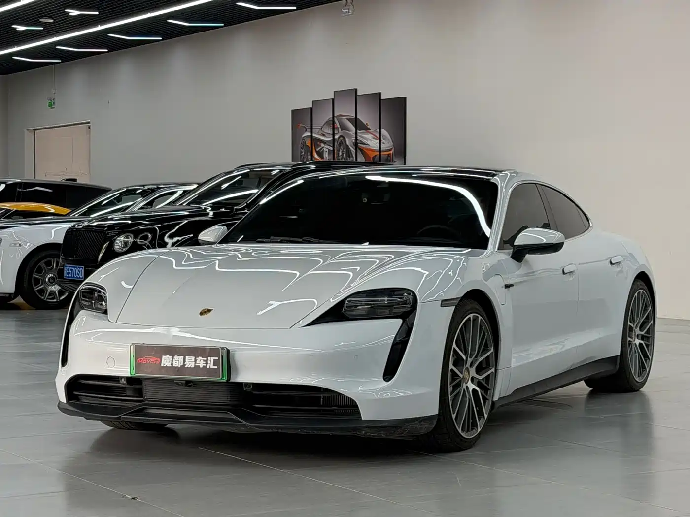 Porsche Taycan 2022 Taycan 4S