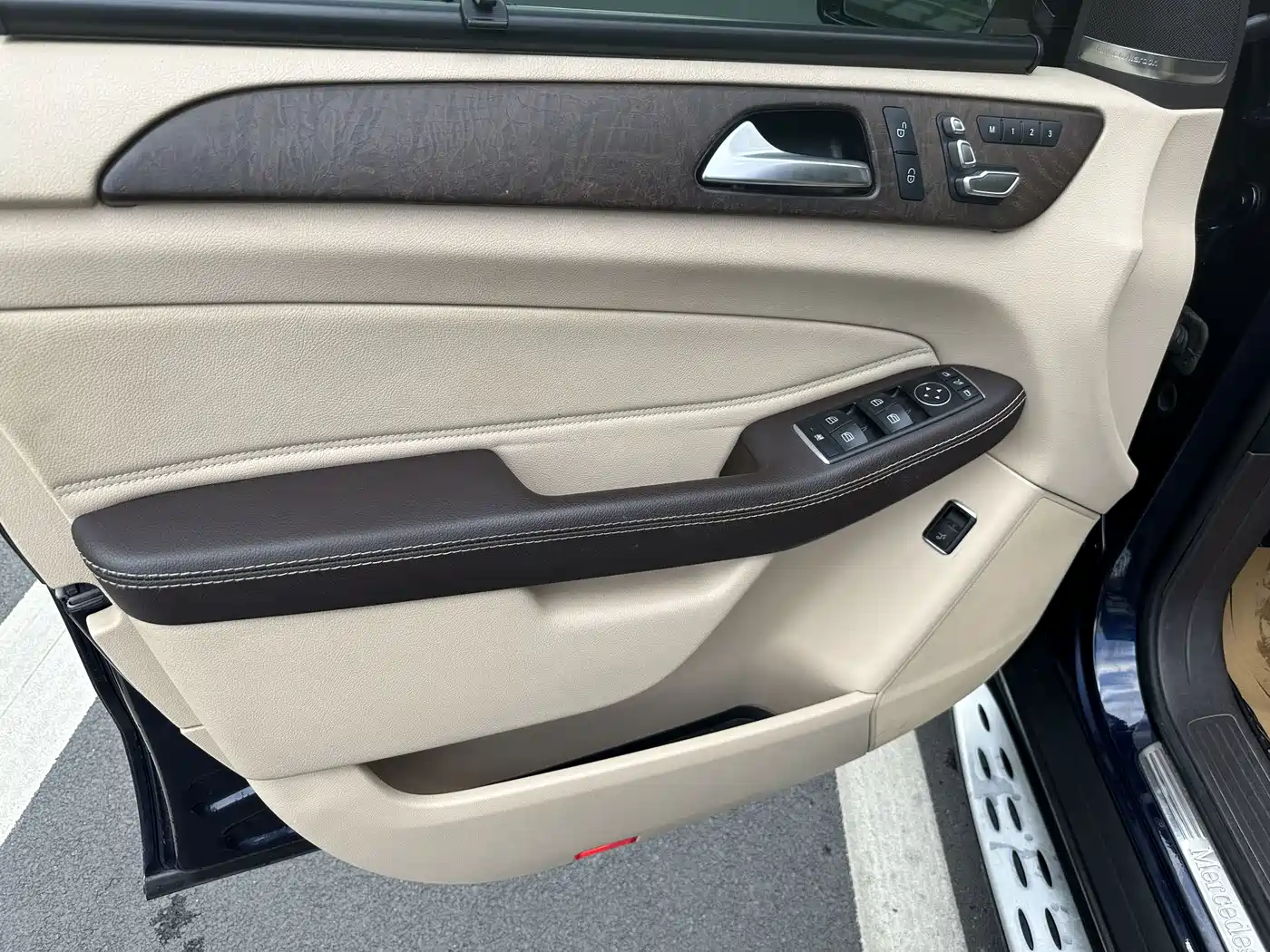 Mercedes-Benz GLS 2017 GLS 400 4MATIC Luxury фото 7