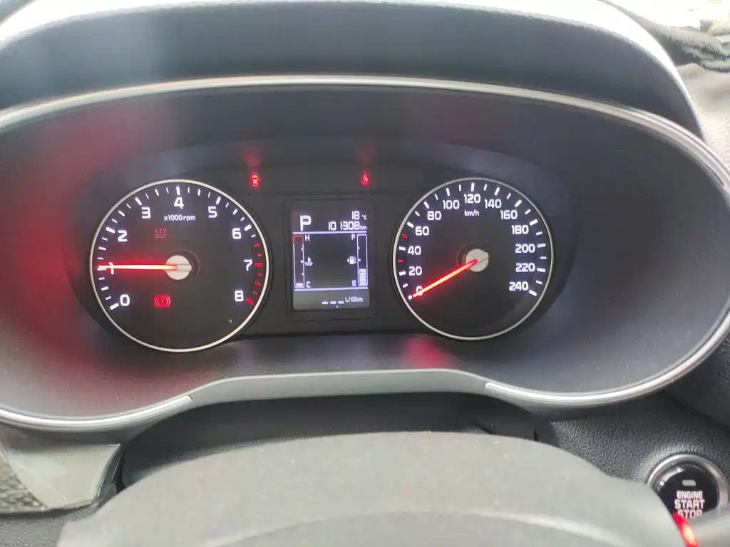 Фото 7 - Kia KX3
