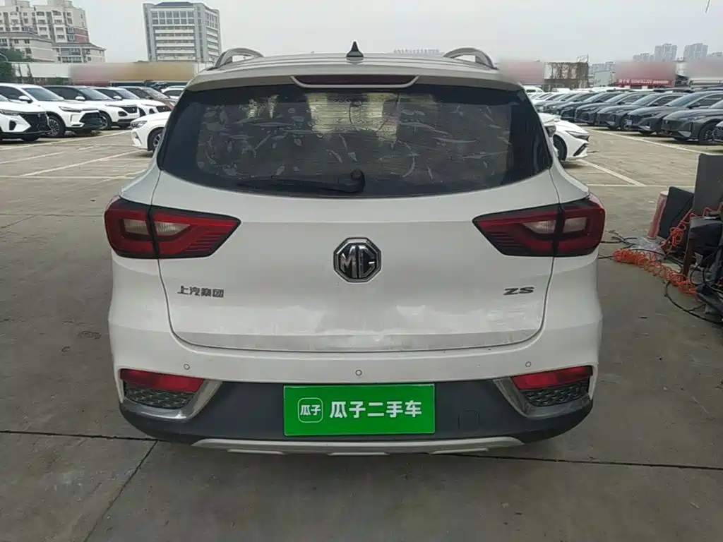 Фото 6 - MG ZS