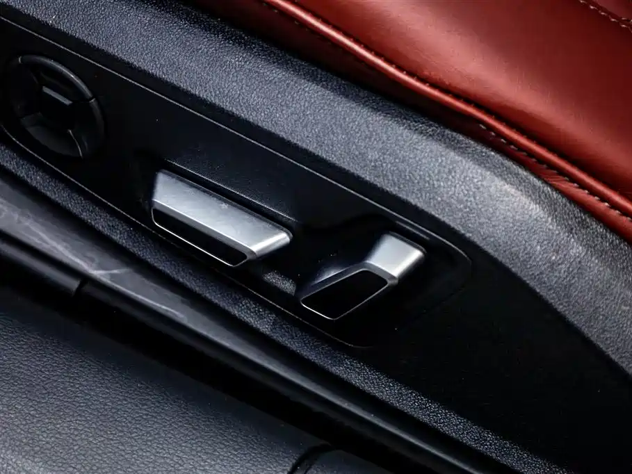 Audi A7L 2024 45 TFSI quattro Black Warrior Edition фото 26