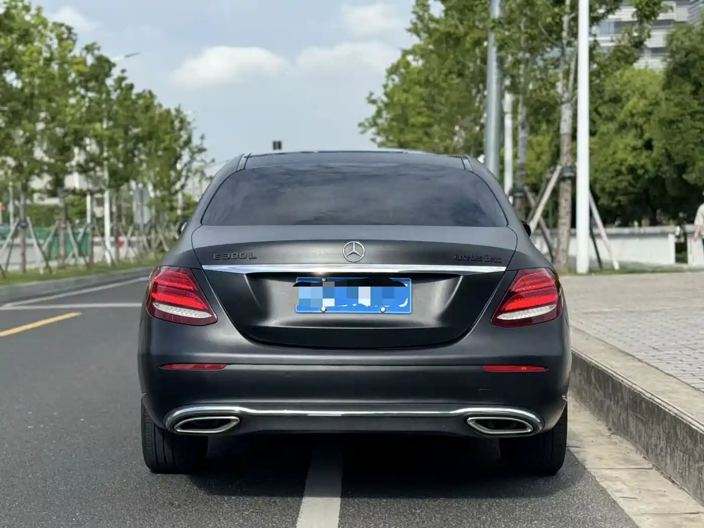 Mercedes-Benz E-Class 2019 E 200 L фото 12