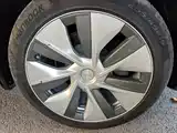 صورة 14 - Tesla Model Y