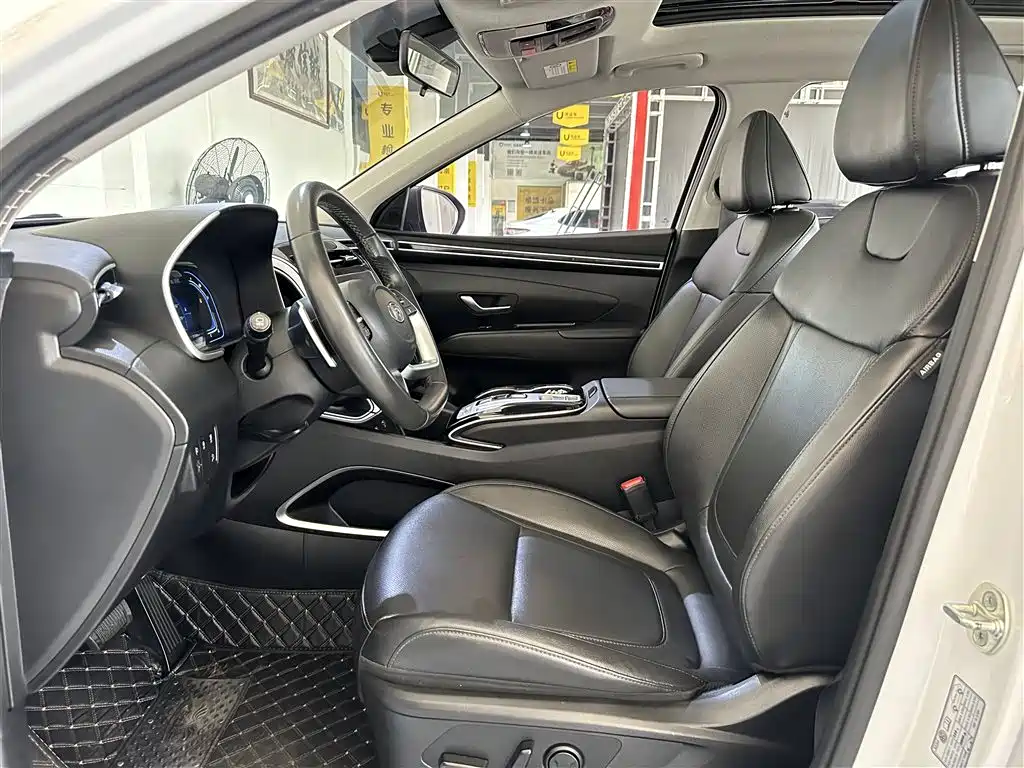 Hyundai Tucson 2023 Tucson L 1.5T Automatic 2WD DLX Luxury Edition фото 5