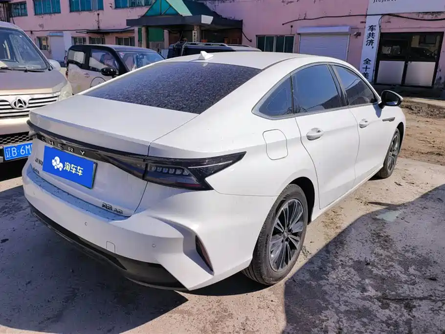 CHERY FENGYUN A8