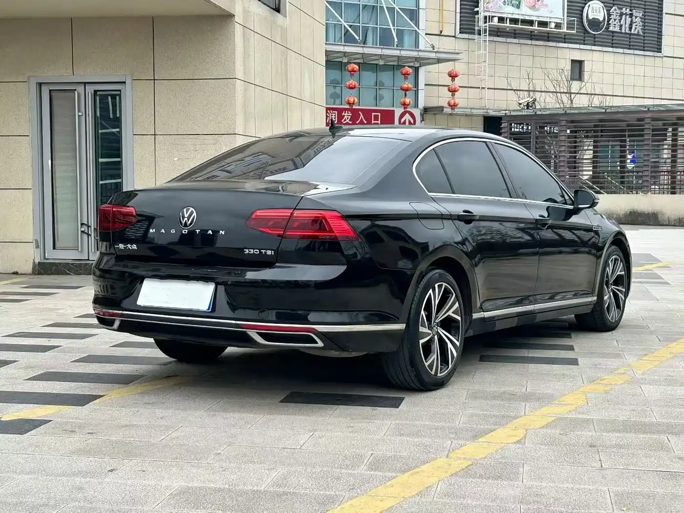 Volkswagen Magotan 2021 330TSI DSG 30th Anniversary Edition фото 9