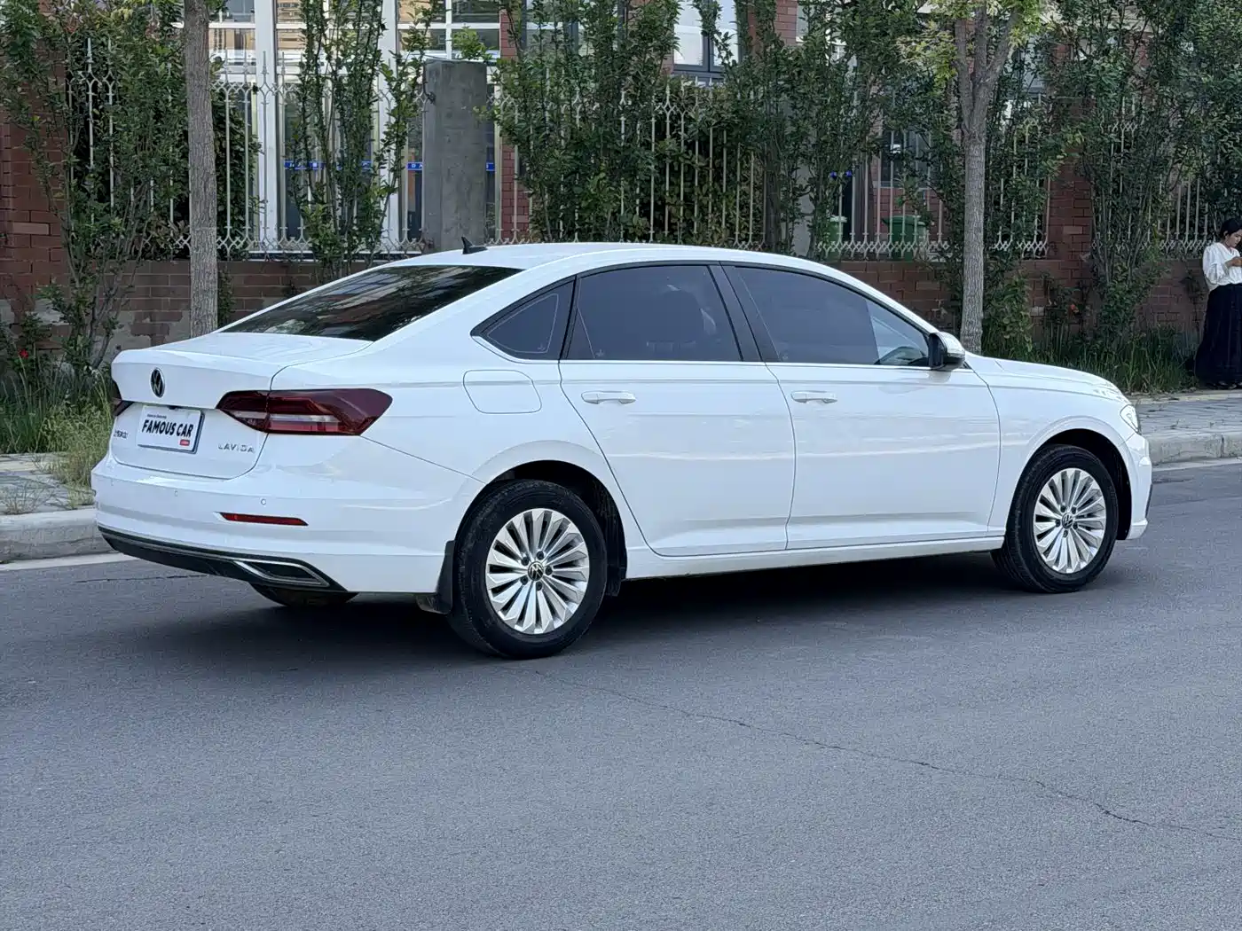 Volkswagen Lavida 2022 1.5L Auto Comfort Edition фото 6