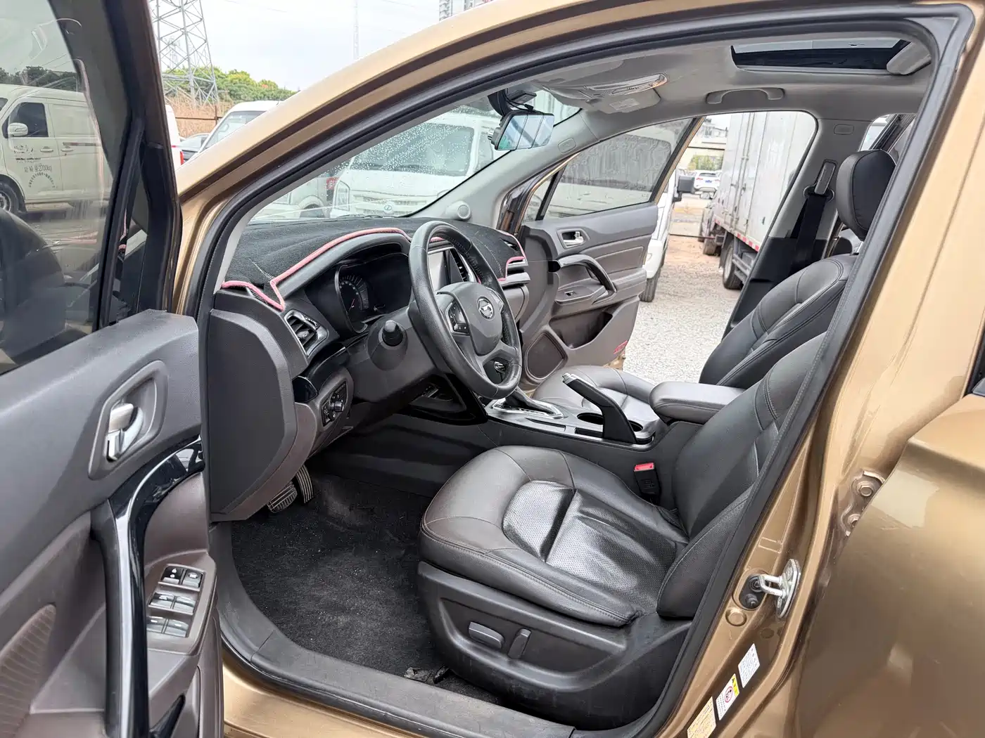 GAC Trumpchi Trumpchi GS4 2015 200T G-DCT Luxury Edition фото 9