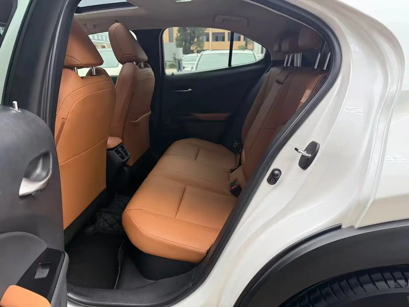 Lexus UX 2021 2020 260h Explore Fun Edition China V