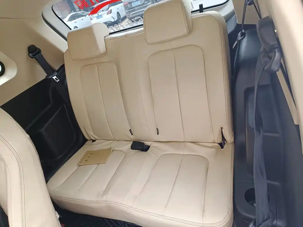 Huachen Xinyi Brilliance Xinyi i03A 2023 2022 Leasing Custom Edition
