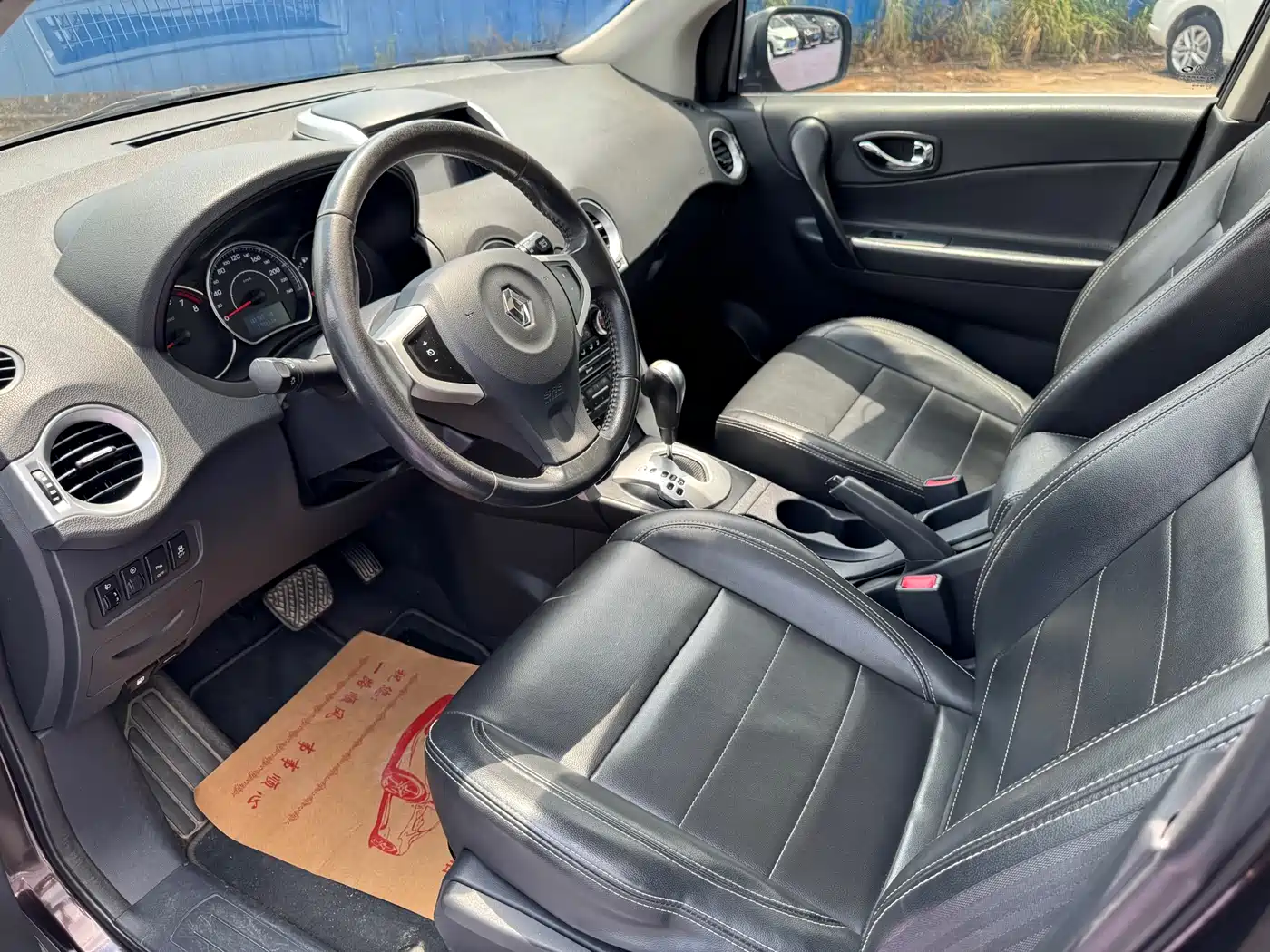 Renault Koleos (Import) 2014 2014 2.0L 2WD Smart Edition