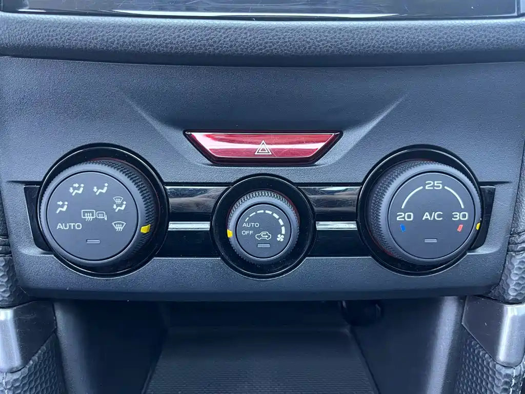 SUBARU FORESTER
