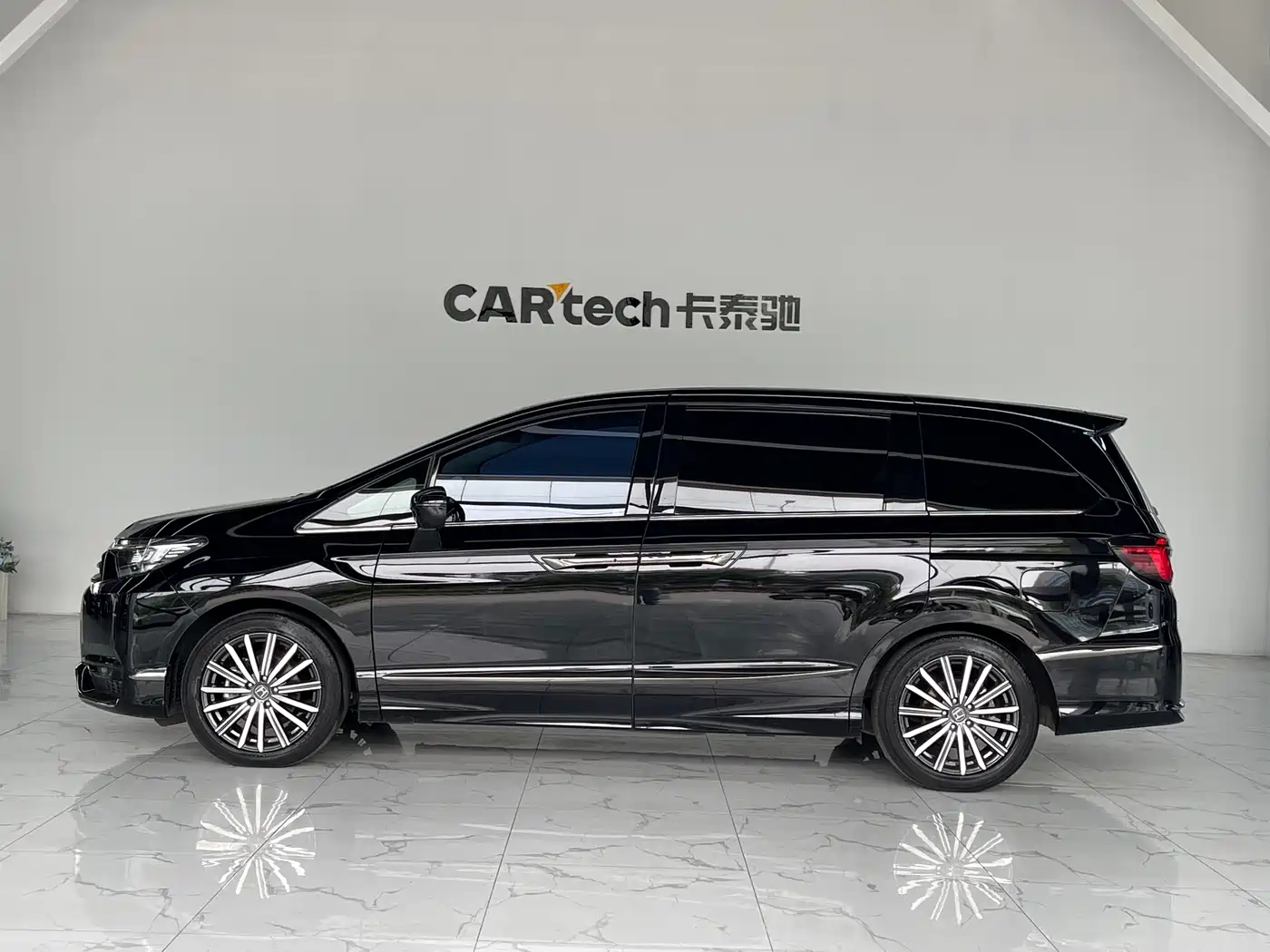 Honda Elysion 2024 2024 2.0L e:HEV Luxury Edition