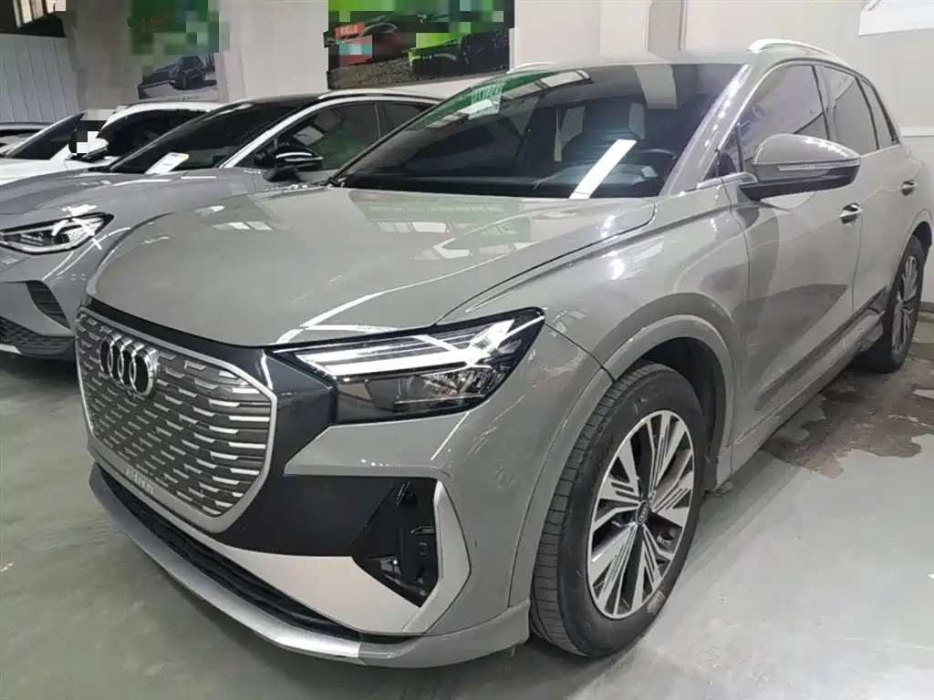 Audi Q4 e-tron 2023 40 e-tron Pioneer Edition