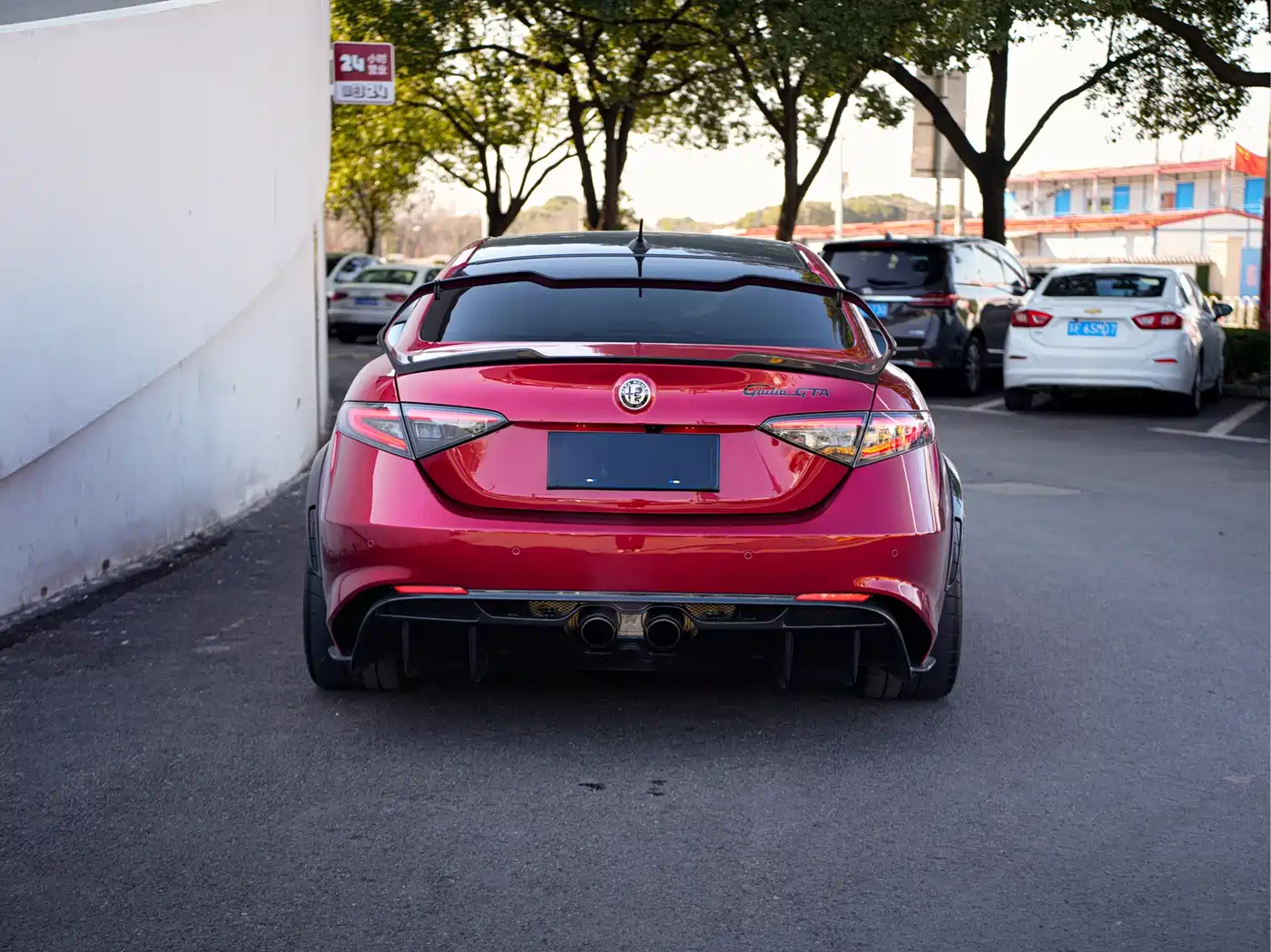 Alfa Romeo Giulia 2021 GTA фото 3