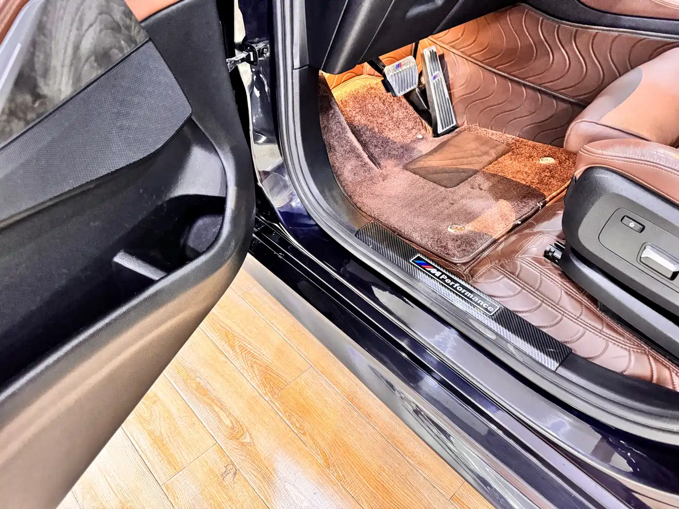BMW X5 (Import) 2019 xDrive40i M Sport Package фото 13