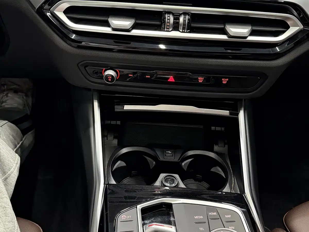 BMW 3 Series 2023 320Li M Sport Package фото 14
