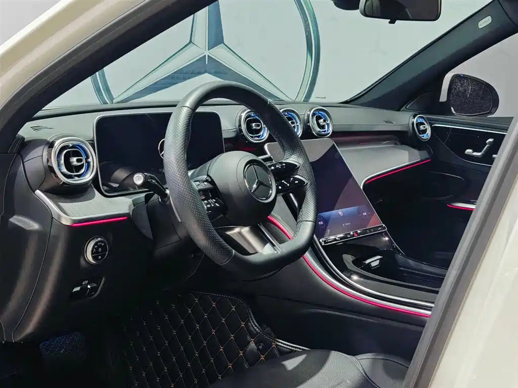 Mercedes-Benz C-Class 2023 C 260 L Sport фото 6