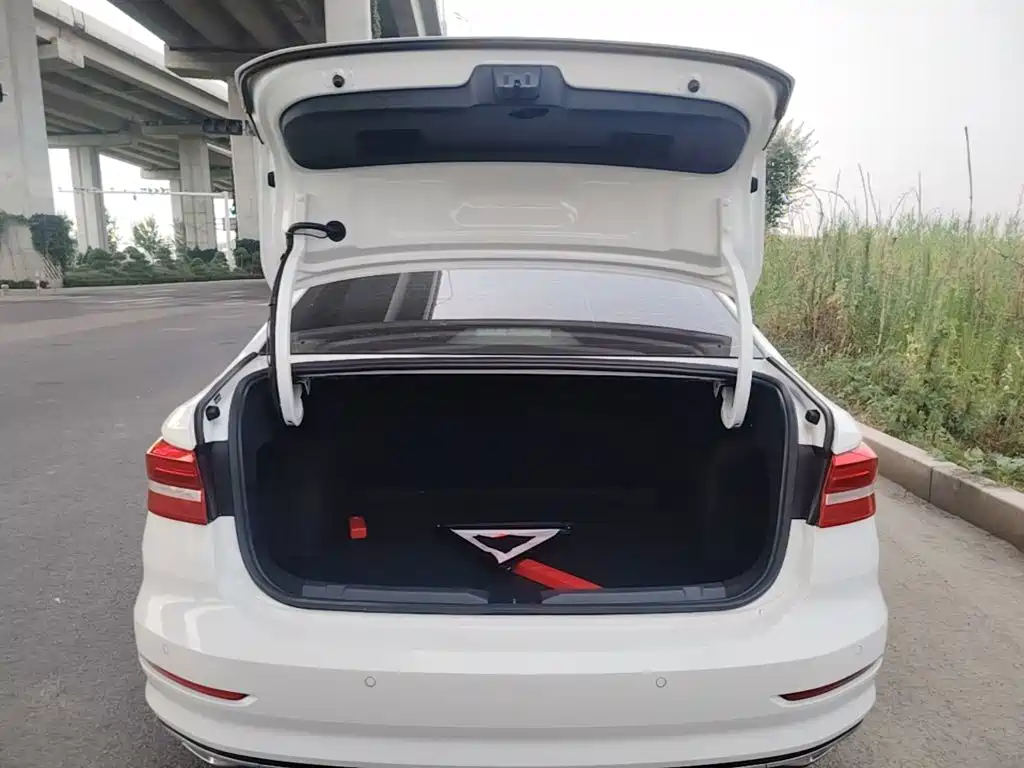 Volkswagen Lavida, миниатюра 19