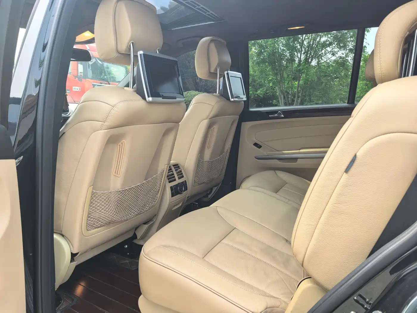 Mercedes-Benz GL-Class фото 7