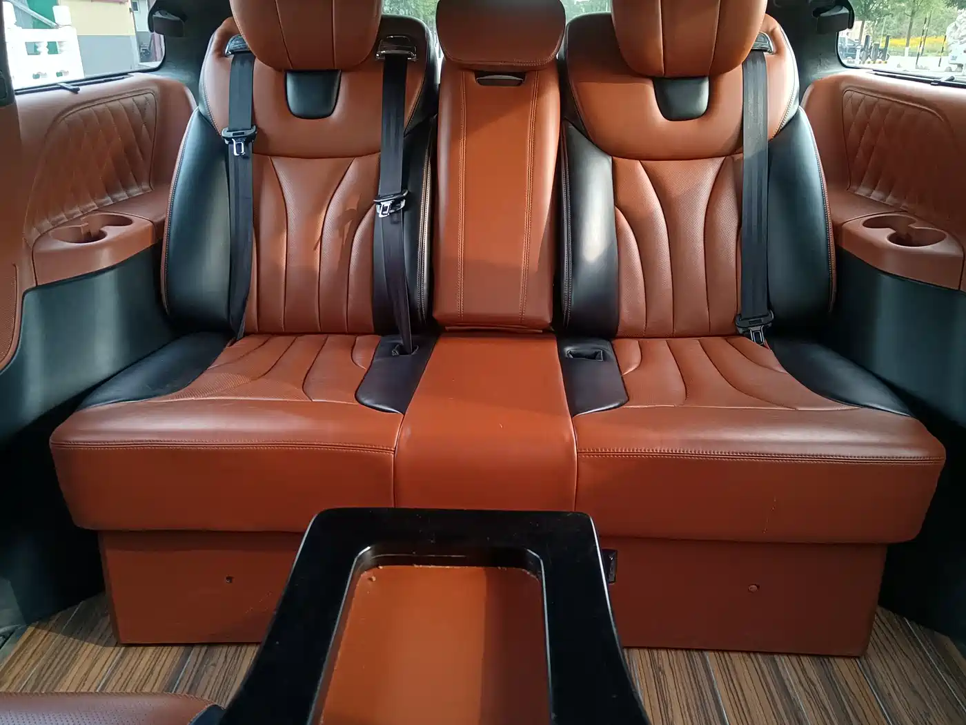 Toyota Sienna 2011 2.7L 2WD Automatic фото 11