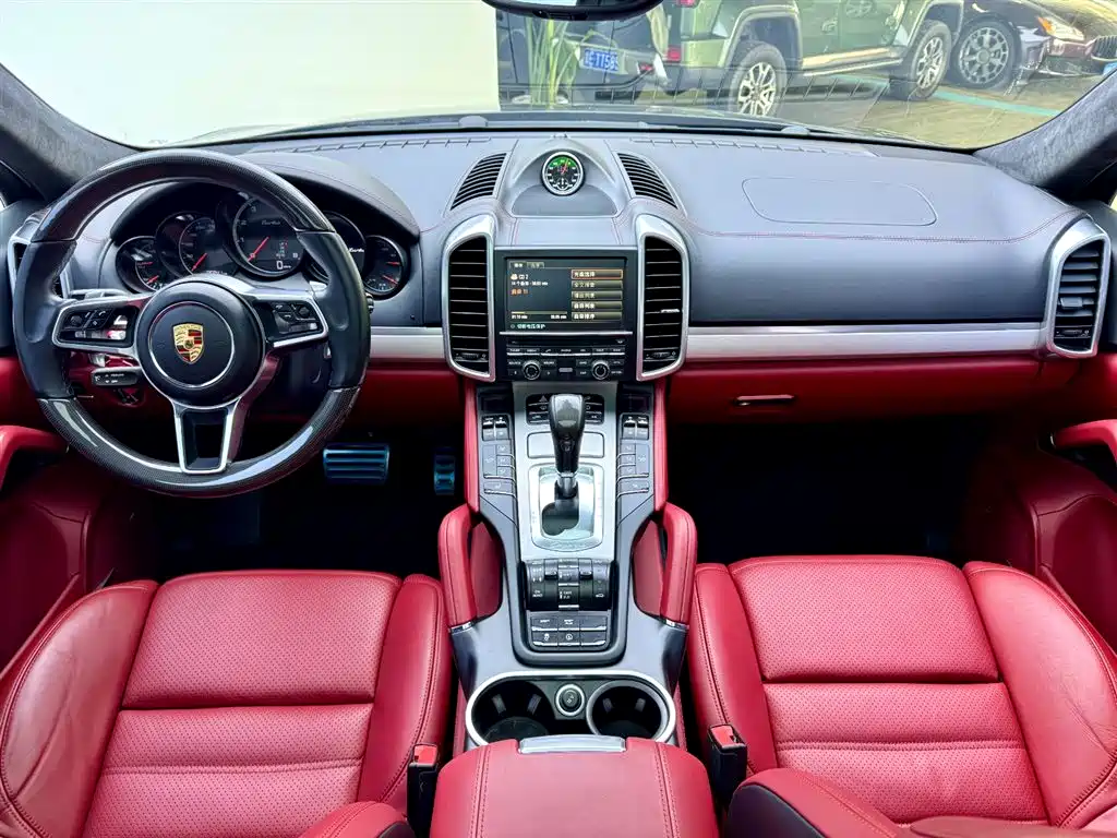 Porsche Cayenne 2015 Cayenne Turbo 4.8T фото 17
