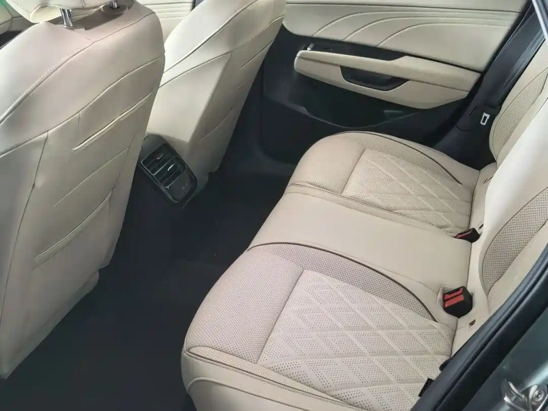 Volkswagen Sagitar 2025 300TSI DSG High-end Model фото 11