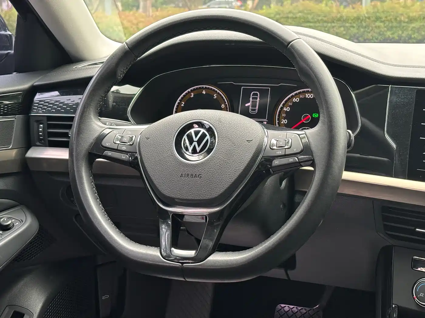 Volkswagen Passat 2021 Model 330TSI Elite Edition фото 10