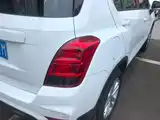 Фото 8 - Chevrolet Trax