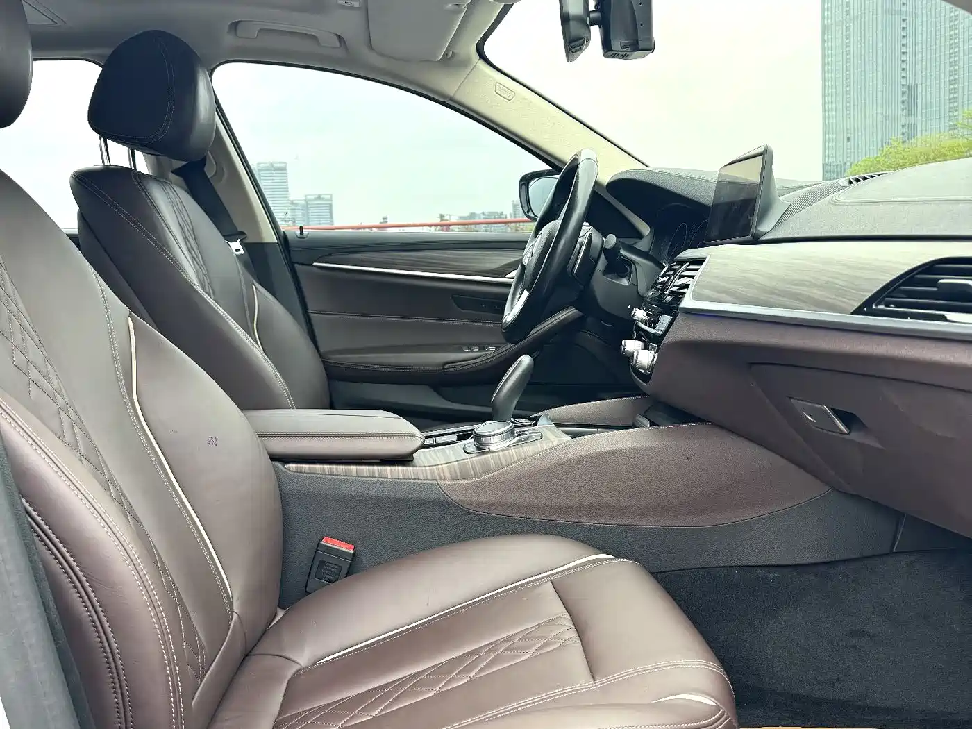 BMW 5 Series 2019 530Li Leading Luxury Package фото 16