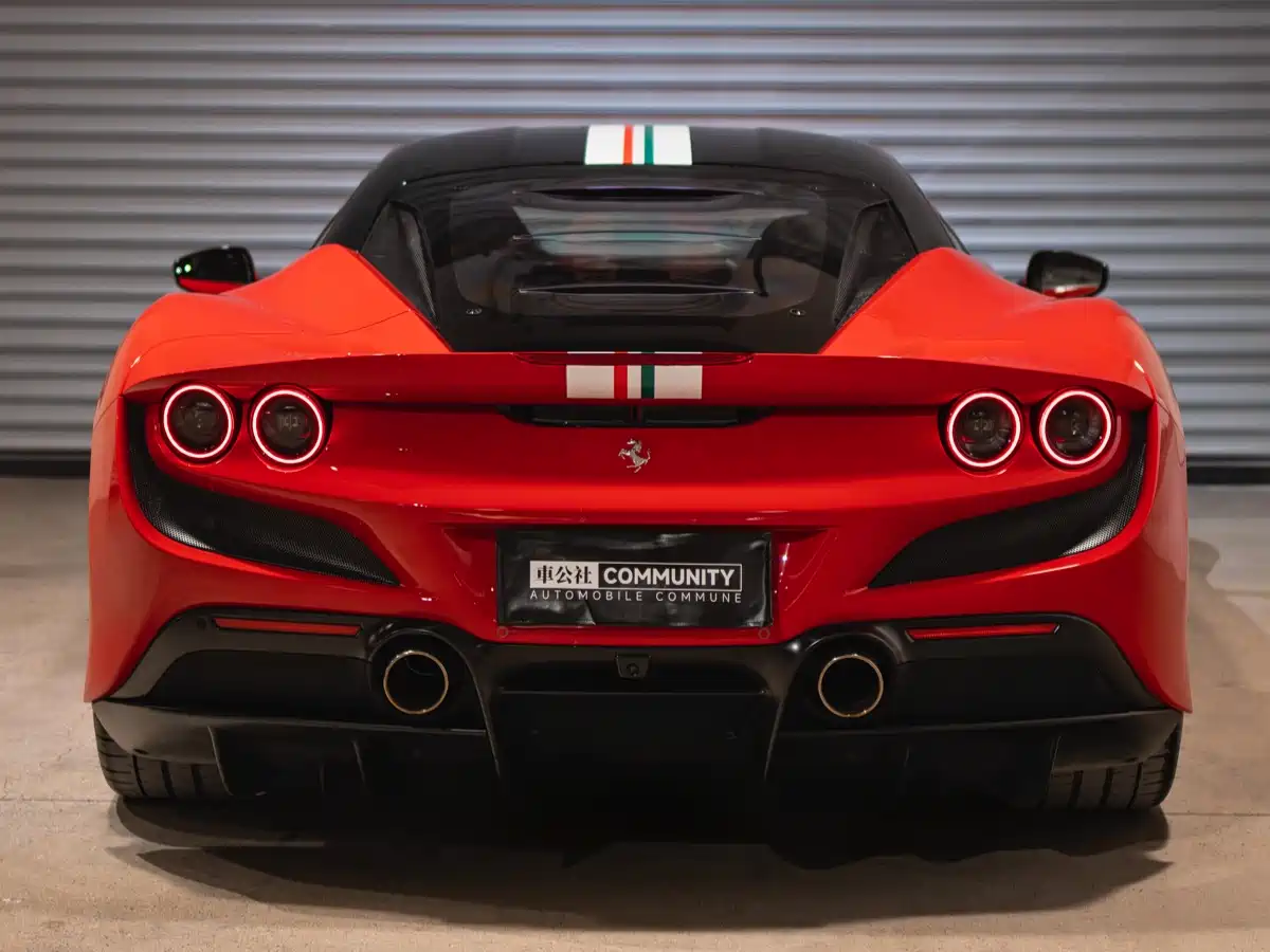 Ferrari F8 2021 2019 Tributo 3.9T V8