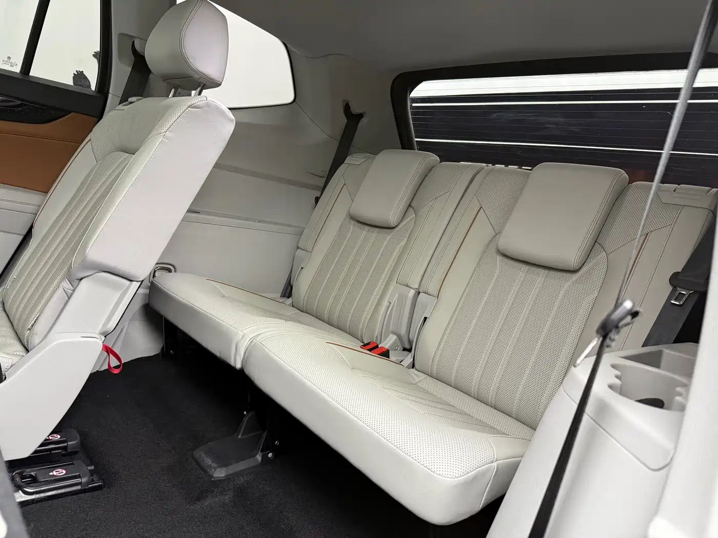 Volkswagen Teramont 2022 330TSI 2WD Premium Luxury фото 7