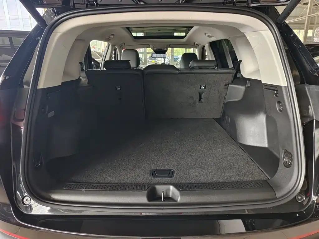 Buick Envision Plus 2025 2025 Enclave Plus 28T 2WD Platinum Edition