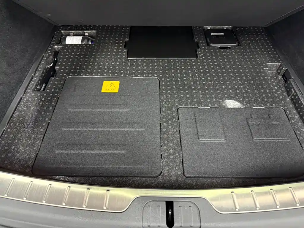 AITO Wenjie AITO M5 2025 2025 Extended Range Ultra AWD