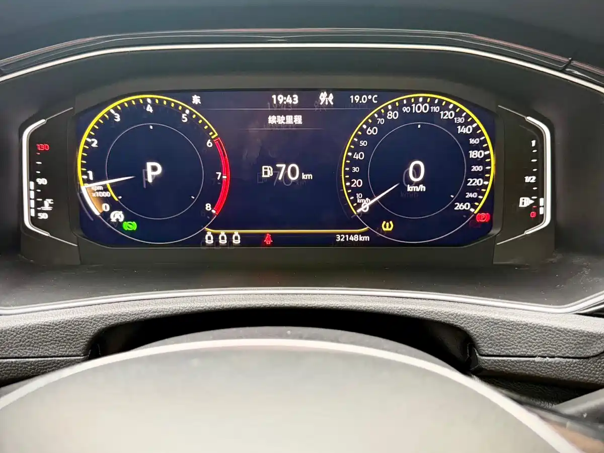 Volkswagen T-ROC 2022 280TSI DSG 2WD Comfort PLUS фото 22