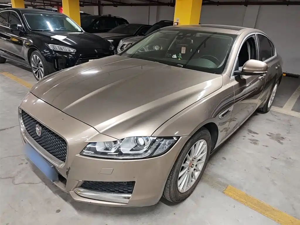 Jaguar XF 2016 2016 XF 2.0T 2WD Elegance Edition