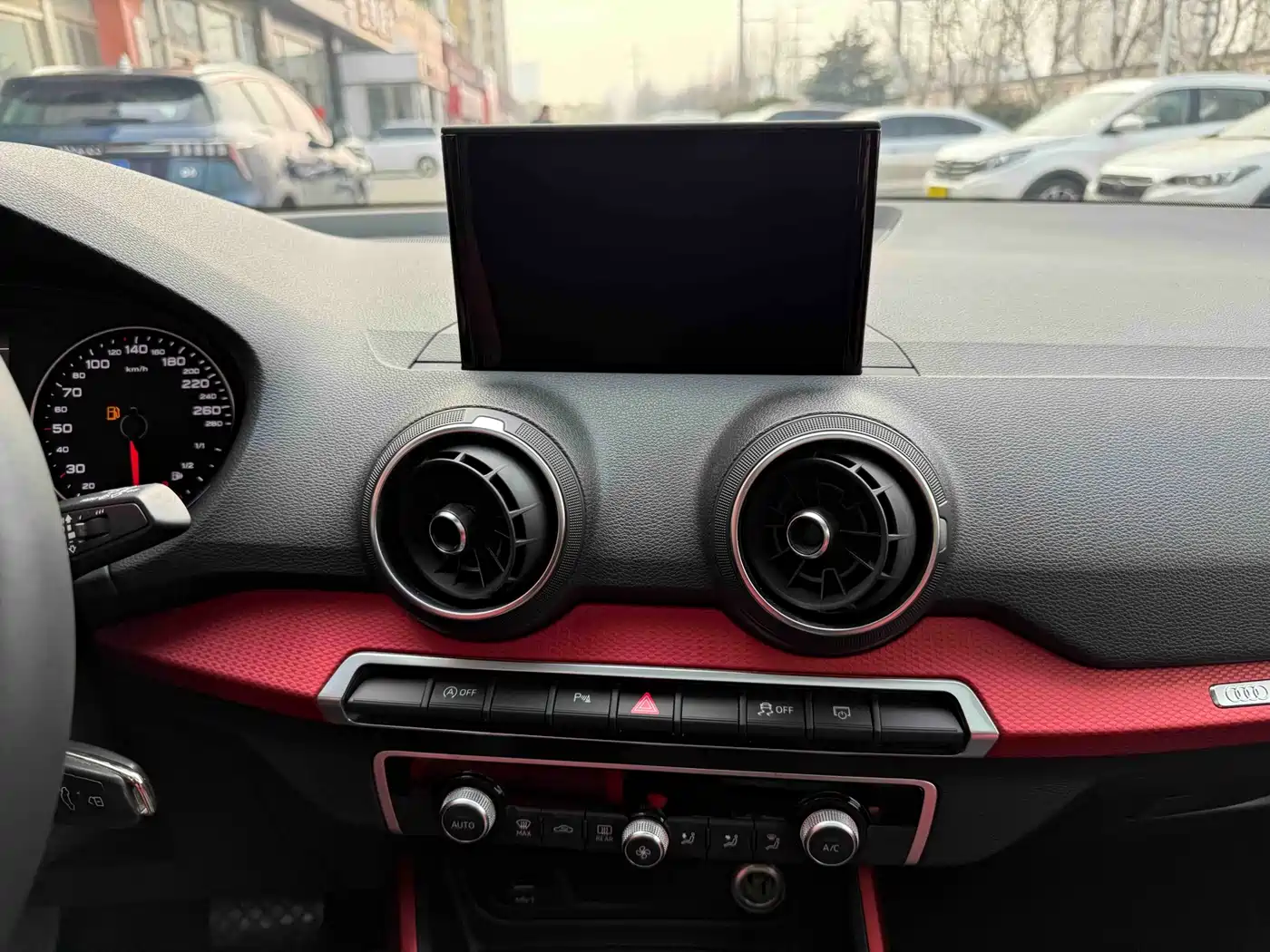 Audi Q2L 2018 35 TFSI Fashion Dynamic China VI фото 9