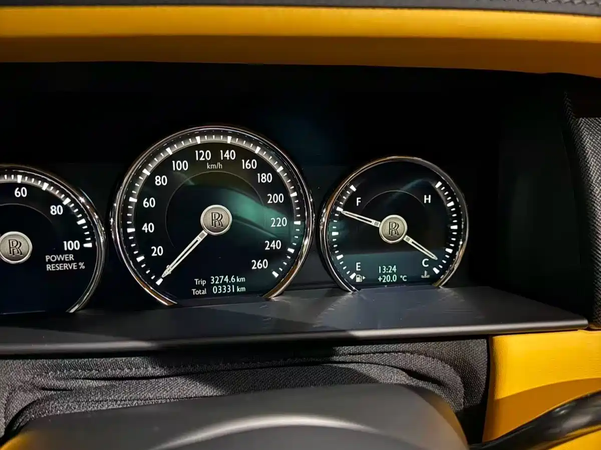 صورة 12 - Rolls-Royce Cullinan