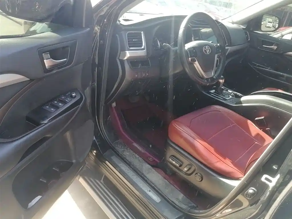 Toyota Highlander 2018 2.0T 4WD Luxury 7-seater (China V) фото 16