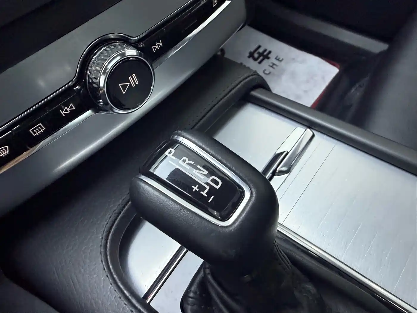 Фото 18 - Volvo XC90