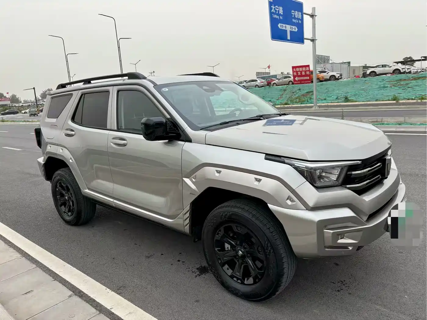 Tank 400 New Energy 2024 Hi4-T Off-Road Edition фото 3