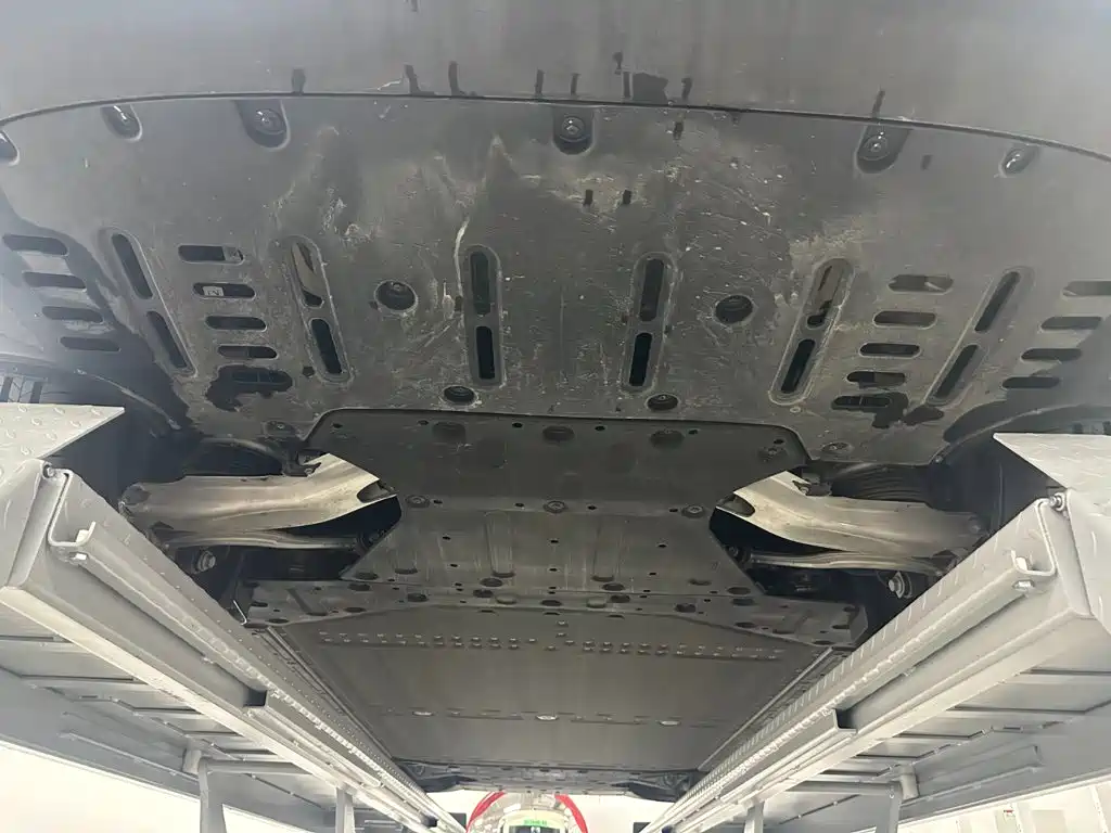 Li Auto i6 2026 2025 4WD Base Model