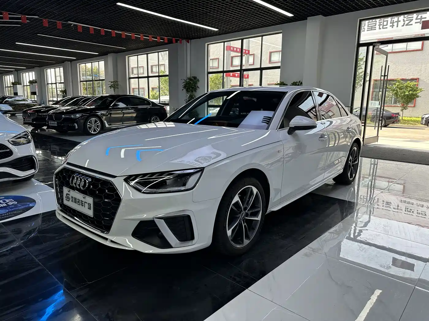 Audi A4L 2025 2022 40 TFSI Fashion Dynamic