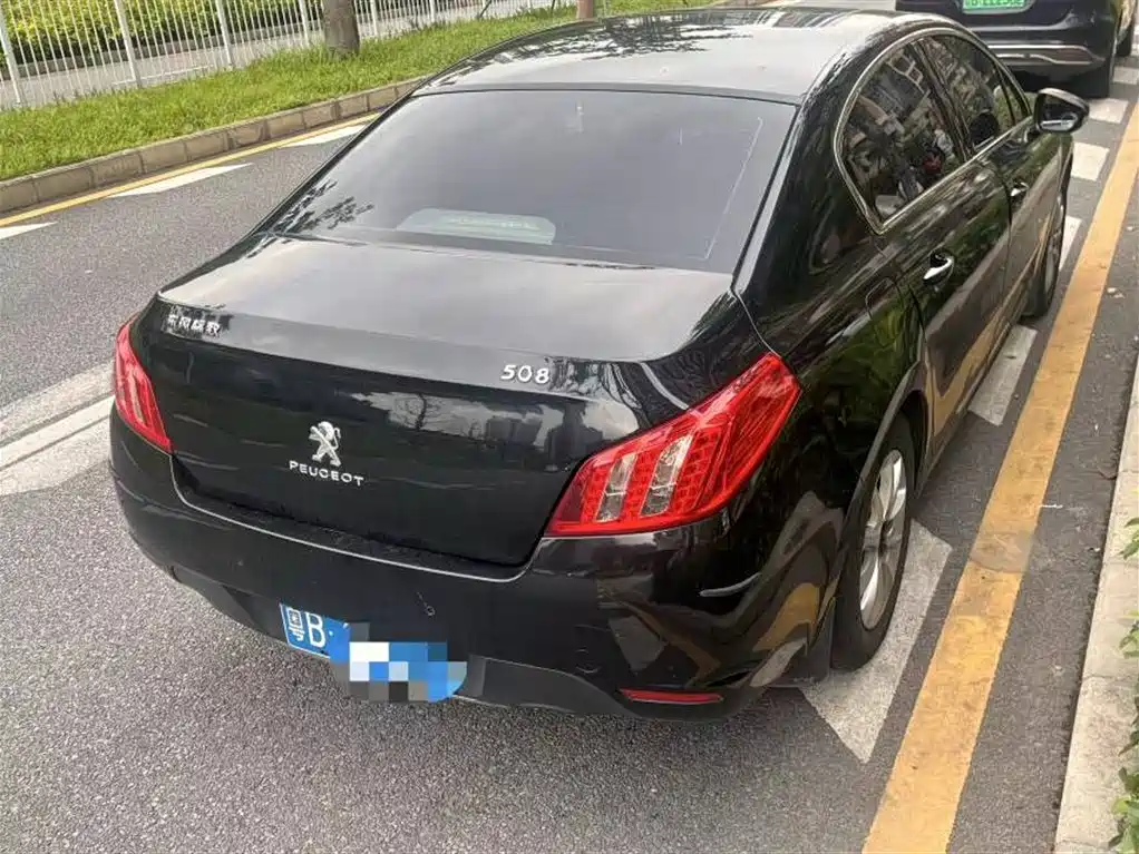 Peugeot 508 2013 2.0L 2nd Anniversary Auto Sunroof Classic Edition фото 8