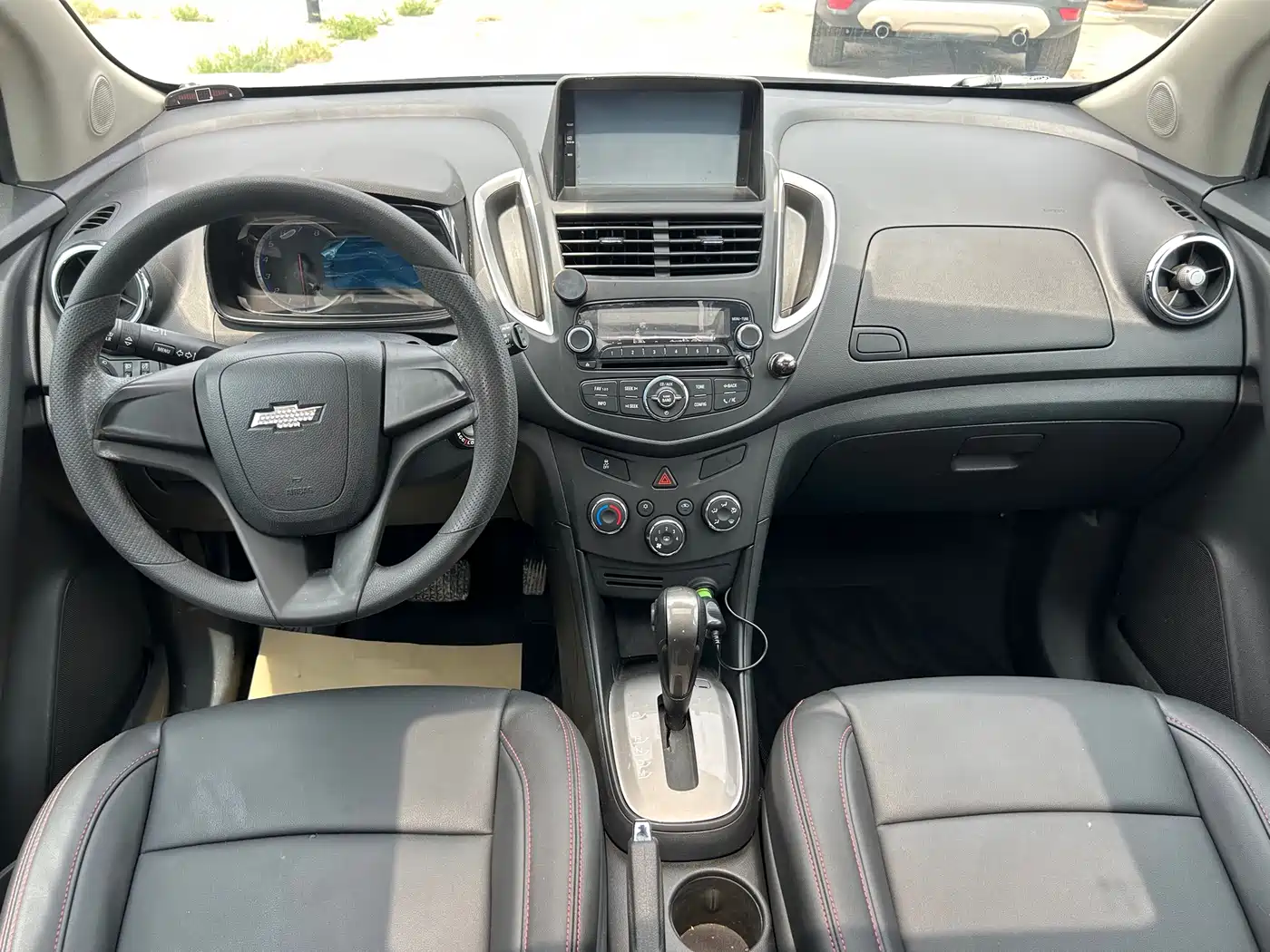 Chevrolet Trax 2016 1.4T Automatic 2WD Comfort Sunroof Edition фото 13