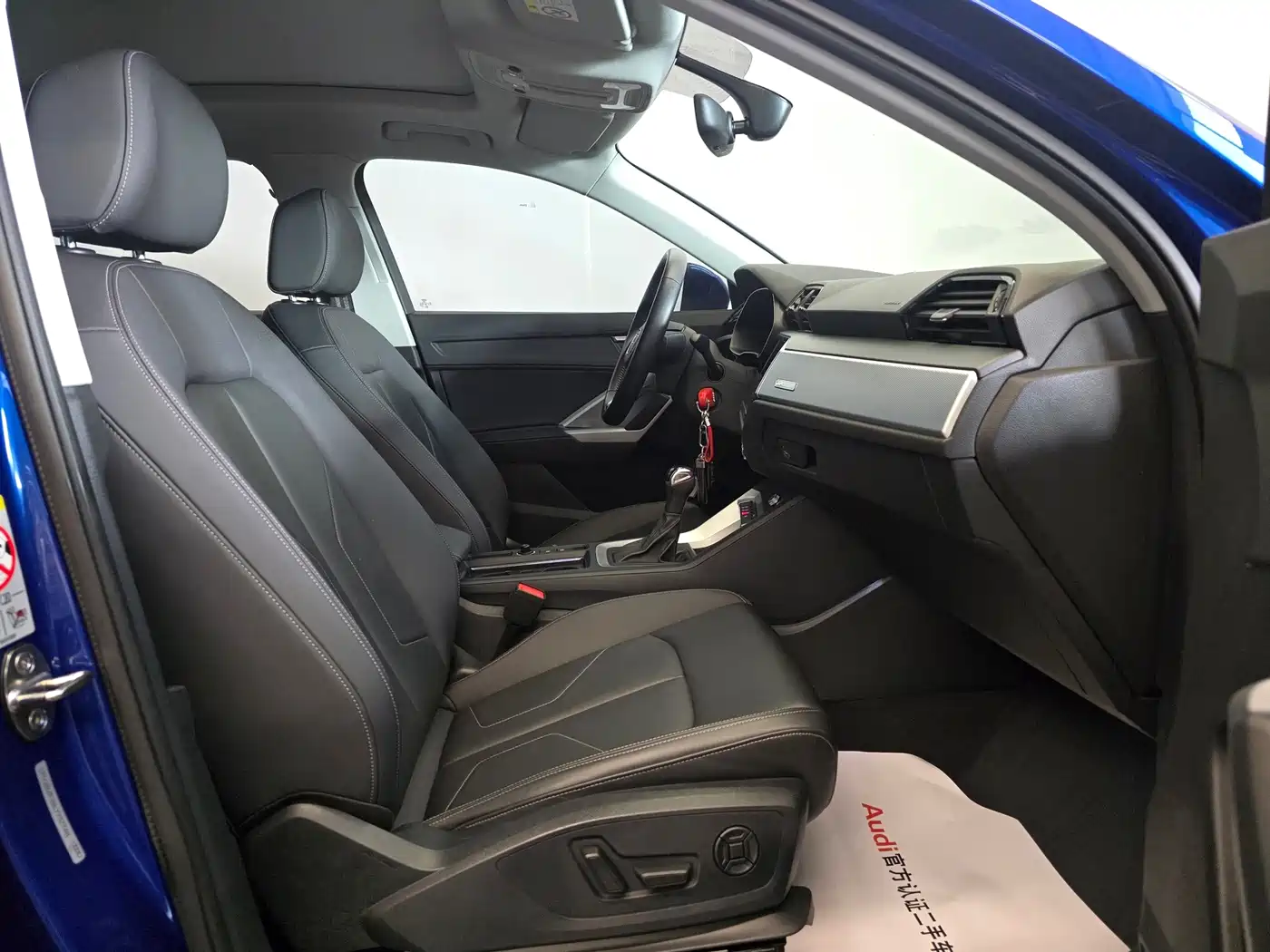 Фото 6 - Audi Q3