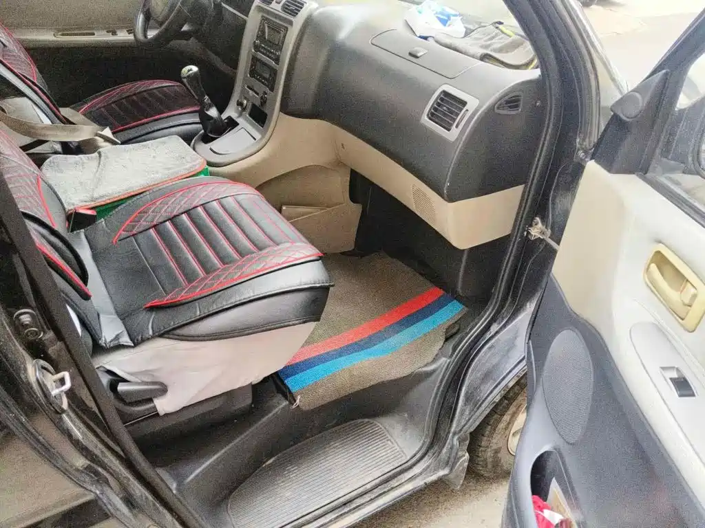 Jinbei Grace 2013 2013 2.0L Smart Leader Standard 9-Seater National Games Commemorative (China V) 9-Seater