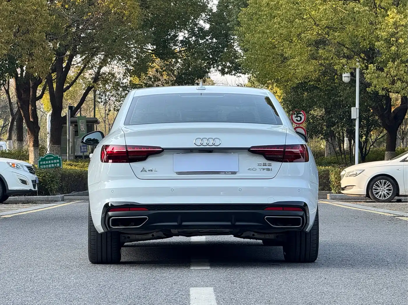 Audi A4L 2024 40 TFSI Luxury Dynamic фото 15
