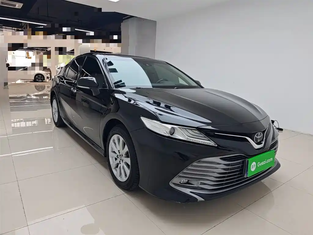 Toyota Camry 2018 2.0G Luxury Edition фото 4
