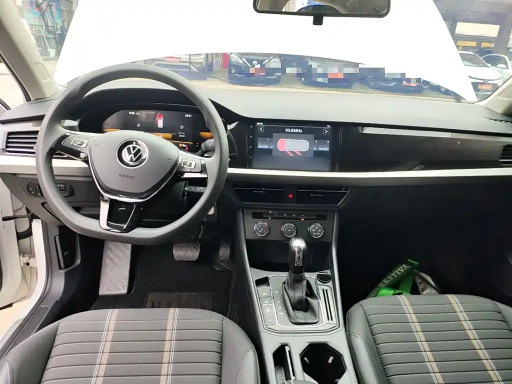 Volkswagen Lavida 2022 280TSI DSG Comfort Edition фото 10